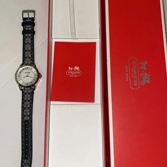 Coach Signature Index Signature Strap Watch - Picture 6 of 11